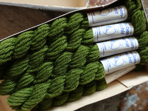 Stickgarn von Tauben-Zephir